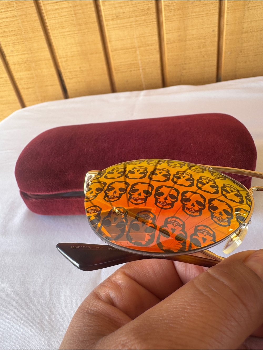 Gucci Brown and Gold Sunglasses in Branded Case - Picture 9 of 11